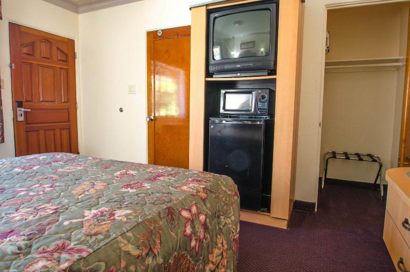 Economy Inn Los Banos Kültér fotó