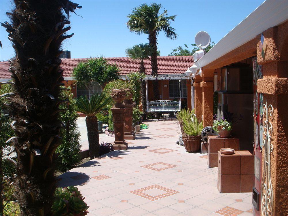Economy Inn Los Banos Kültér fotó
